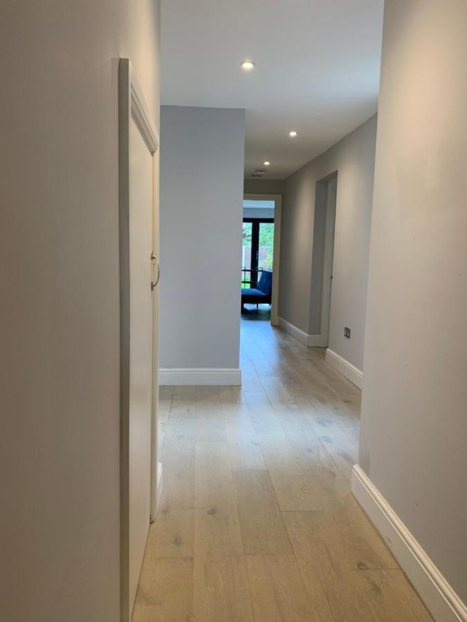 Appartement Wonderful 3 Bed Flat With Private Garden In Wimbledon - 1 The Queens à Londres Extérieur photo