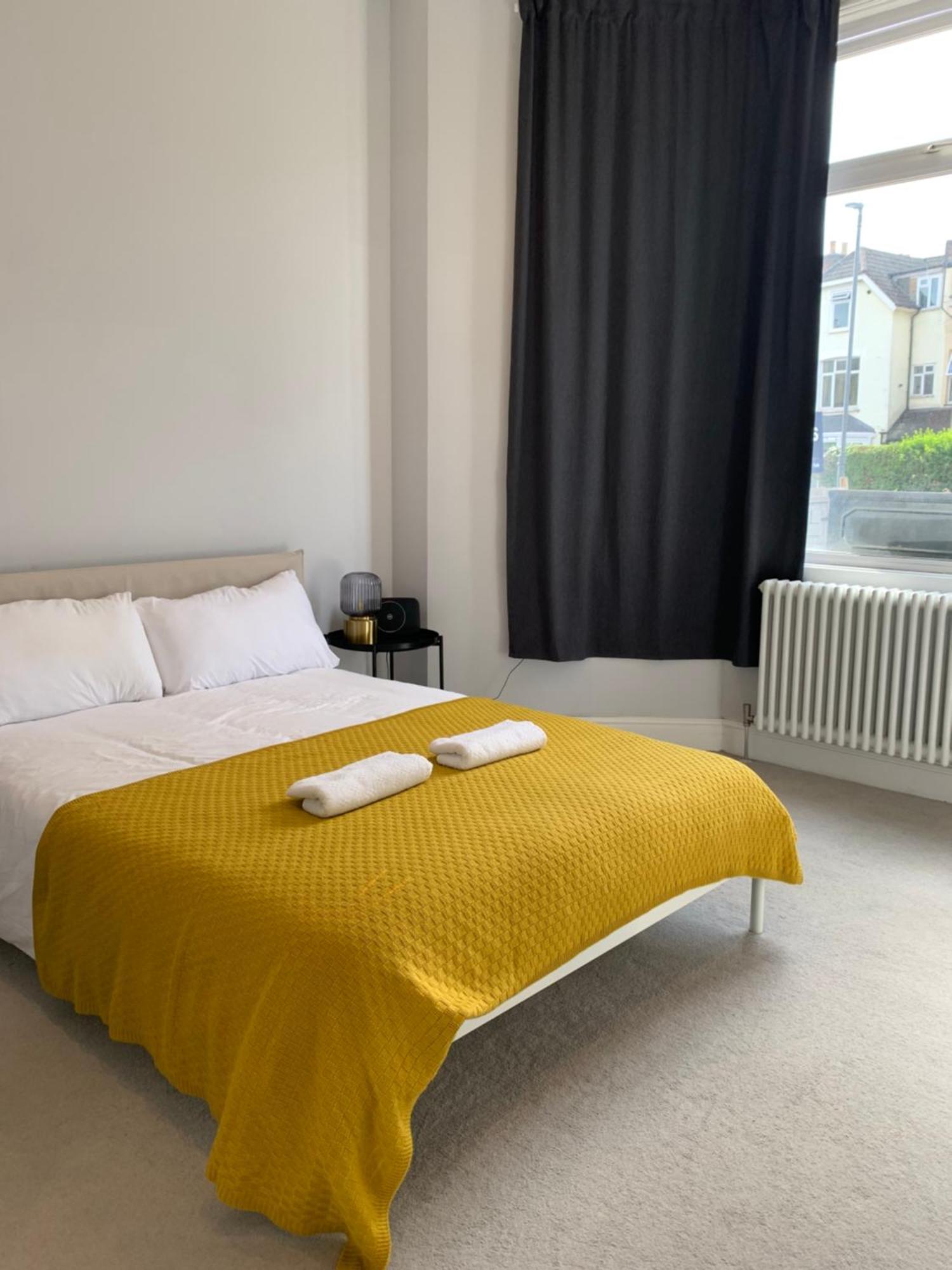 Appartement Wonderful 3 Bed Flat With Private Garden In Wimbledon - 1 The Queens à Londres Extérieur photo